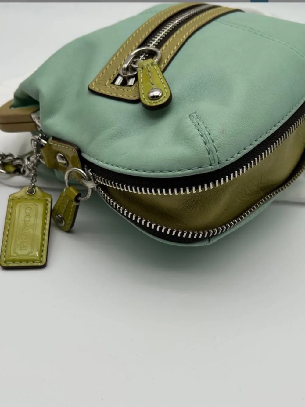 Coach Bonnie Kisslock Chain Satchel EUC - Picture 3 of 6